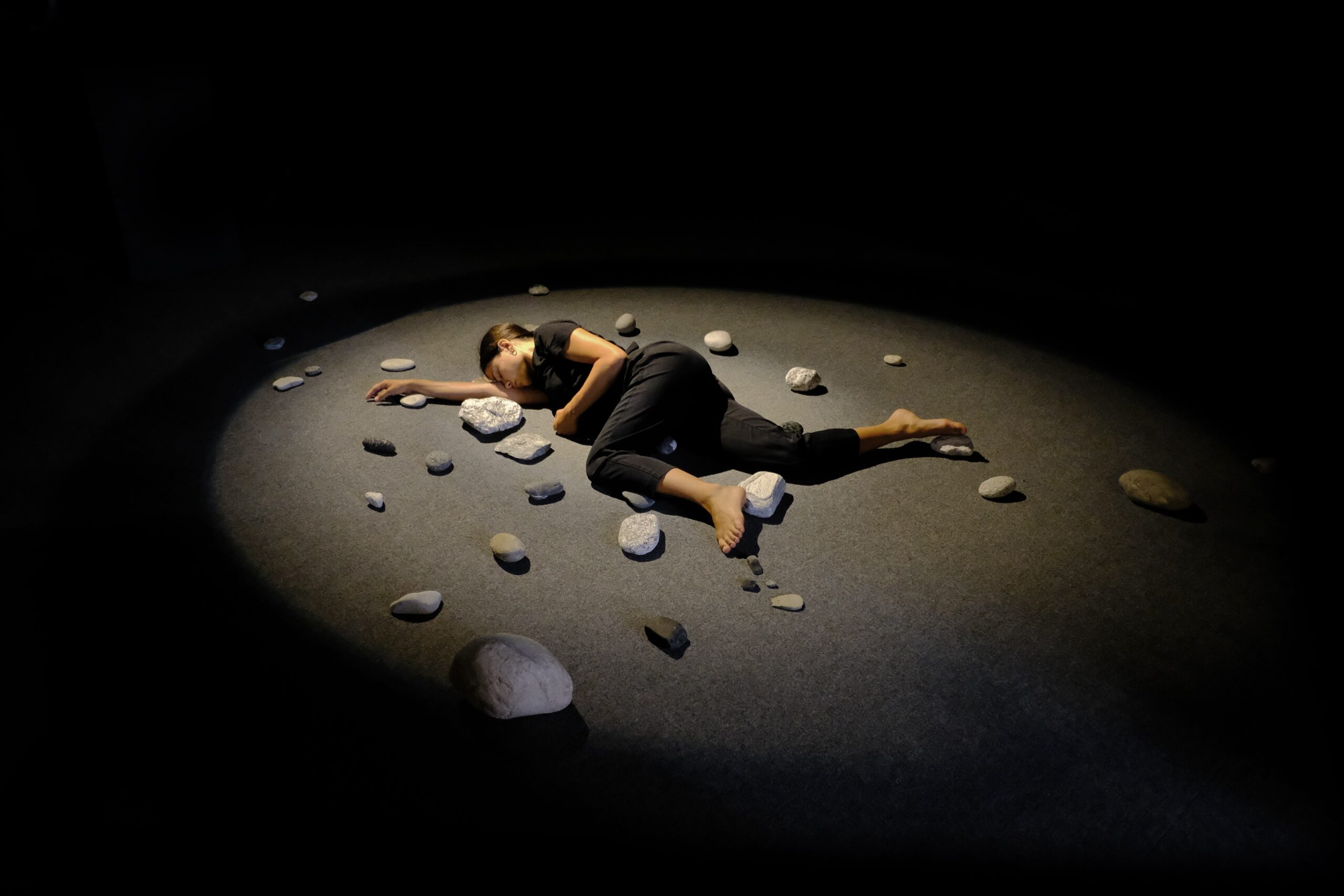 3_25.06.25_Coming to MAtter_Barbara Stimoli e Titta C. Raccagni_CROSS Festival 2025_Museo del Paesaggio, Verbania_ph.Paolo Sacchi_DSCF1449 copia